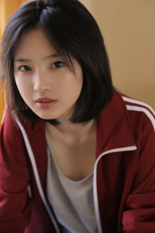 一点遮挡都没有的美女